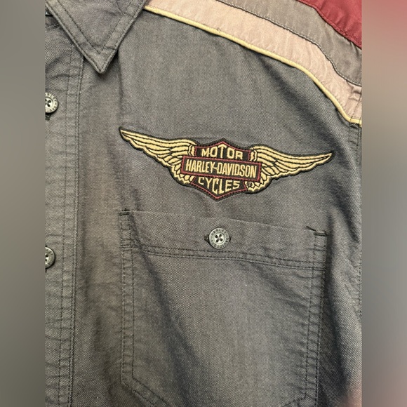 Great Condition Harley Davidson Short Sleeve Button Down Shirt - Picture 2 of 5